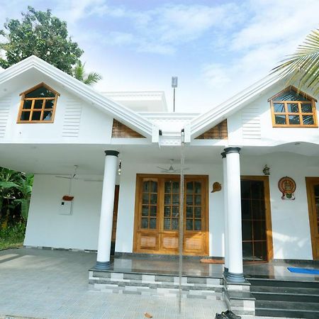 Belhaven Home Stay Thiruvananthapuram Zewnętrze zdjęcie